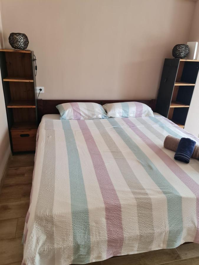 ベニドルムPiso Rosita Y Martinアパートメント エクステリア 写真
